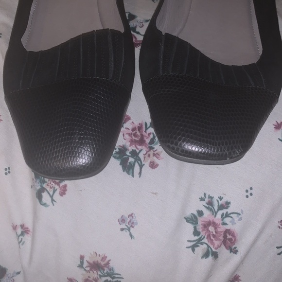 Aquatalia by Marvin K Sacchetto Slip On Wedge Size 8.5 Suede Leather Cap Toe - Picture 2 of 8